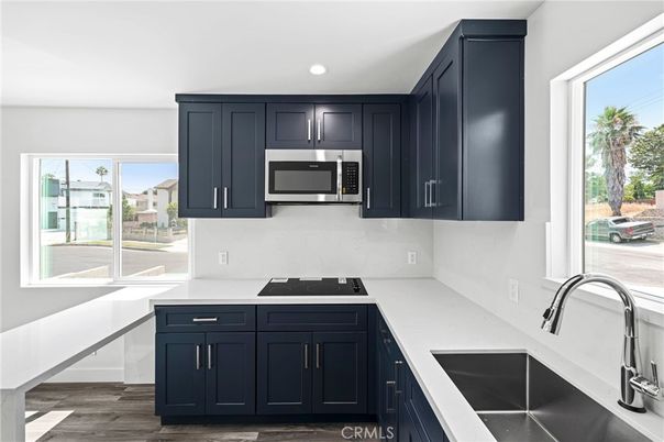 Interior, Kitchen, Recessed Lighting, Wood Texture Flooring