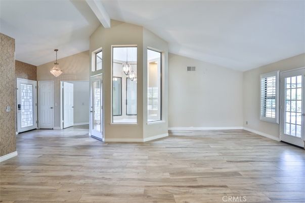 Chandelier, Empty room, Interior, Pendant Lights, Wood Texture Flooring