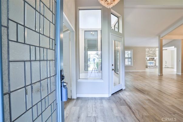 Chandelier, Interior, Wood Texture Flooring