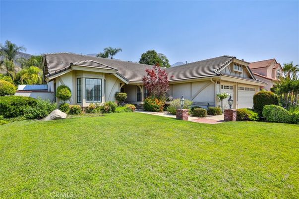 Attached, Backyard, Exterior, Facade, Ranch