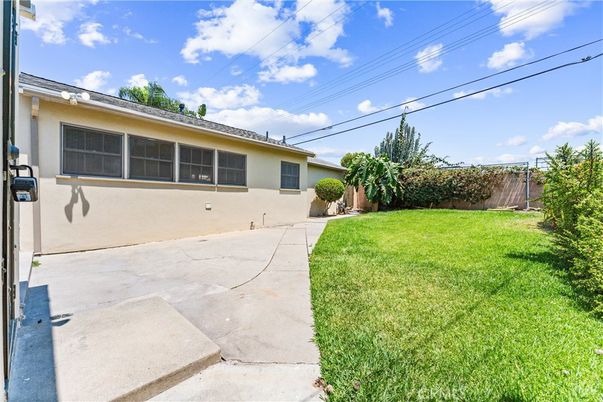 Backyard, Exterior