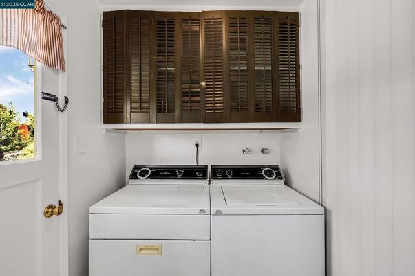Interior, Utility Closets, Washer