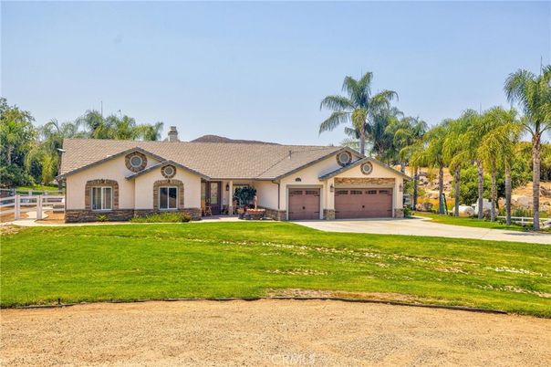Attached, Backyard, Exterior, Facade, Ranch