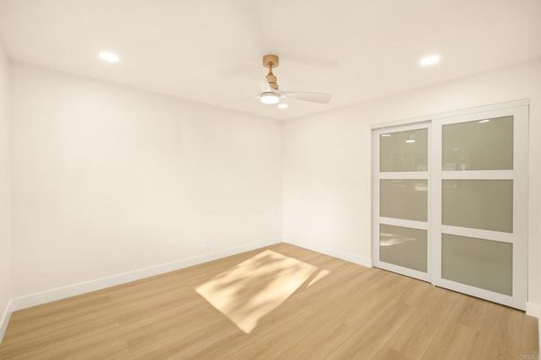 Empty room, Interior, Recessed Lighting, Wood Texture Flooring