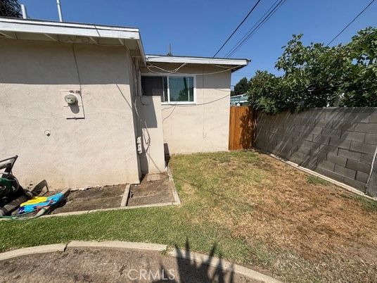 Backyard, Exterior
