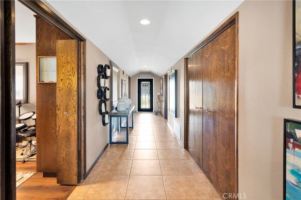 Interior, Recessed Lighting