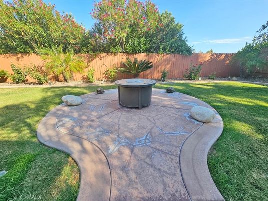 Backyard, Exterior, Hot Tub