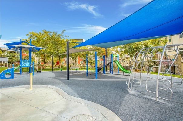 Backyard, Exterior, Playground