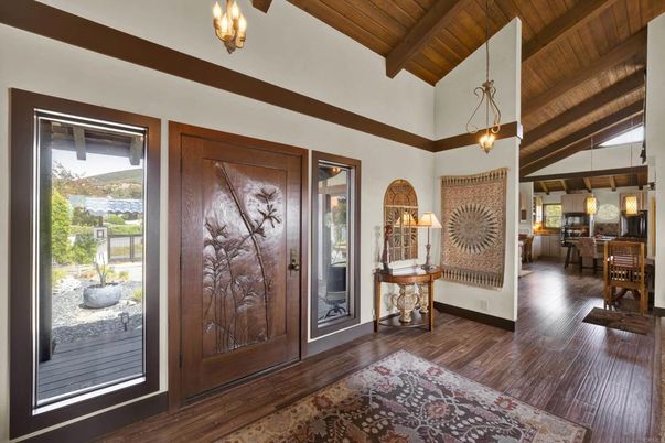 Interior, Pendant Lights, Wooden Beams, Wooden Ceilings, Wood Texture Flooring