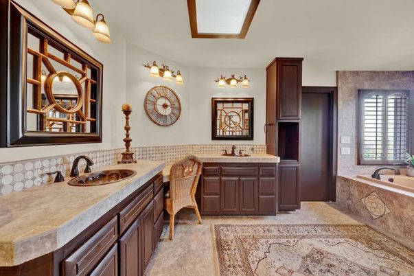 Bathroom, Dual Sink Vanities, Interior