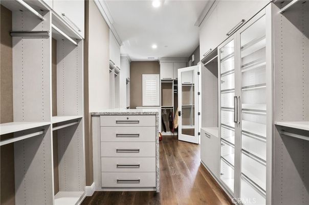 Interior, Recessed Lighting, Walk-in Closets, Wood Texture Flooring
