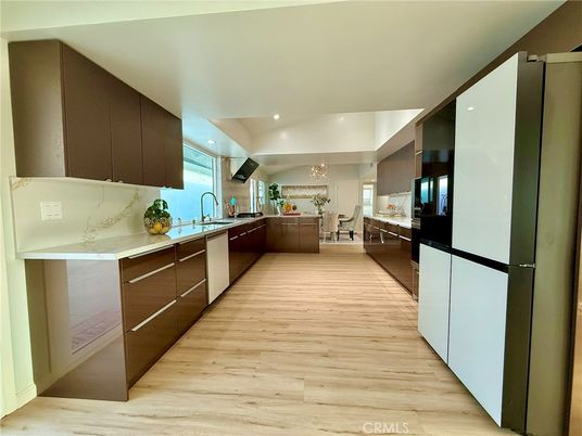 Chandelier, Interior, Kitchen, Recessed Lighting, Wood Texture Flooring