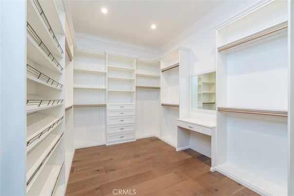 Interior, Recessed Lighting, Walk-in Closets, Wood Texture Flooring