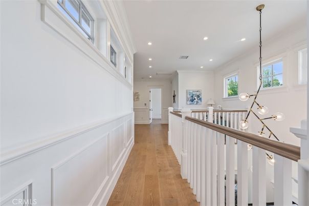 Interior, Pendant Lights, Recessed Lighting, Wood Texture Flooring