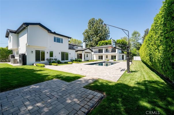 Backyard, Exterior, Pool