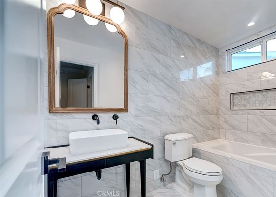 Bathroom, Interior, Marble, Marble Walls, Recessed Lighting