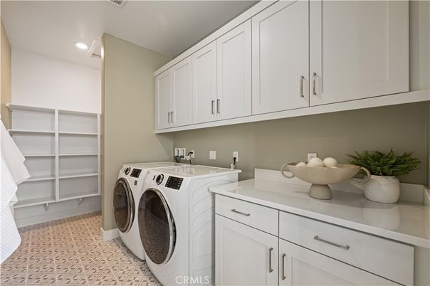 Interior, Recessed Lighting, Washer