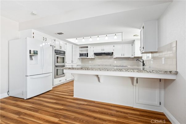 Interior, Kitchen, Stainless Steel Appliances, Wood Texture Flooring