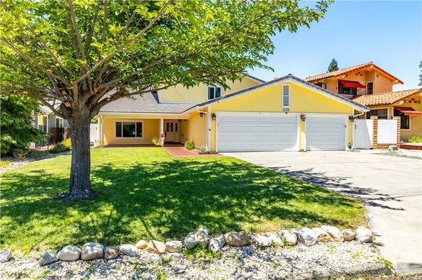 Attached, Backyard, Exterior, Facade, Ranch