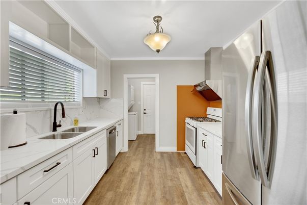 Interior, Kitchen, Stainless Steel Appliances, Wood Texture Flooring