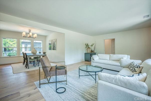 Chandelier, Dining room, Interior, Living room, Wood Texture Flooring