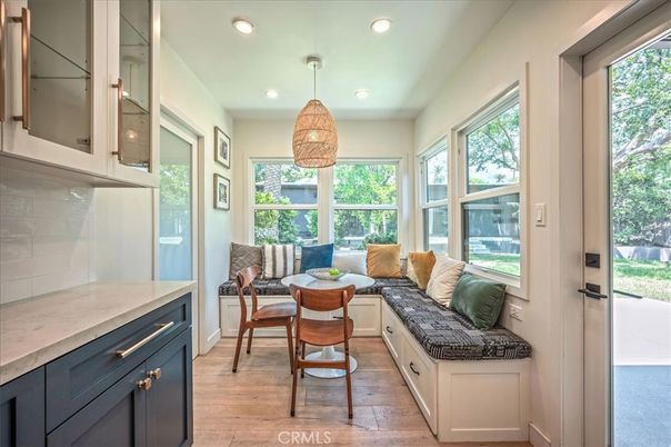 Dining room, Interior, Living room, Pendant Lights, Recessed Lighting, Wood Texture Flooring