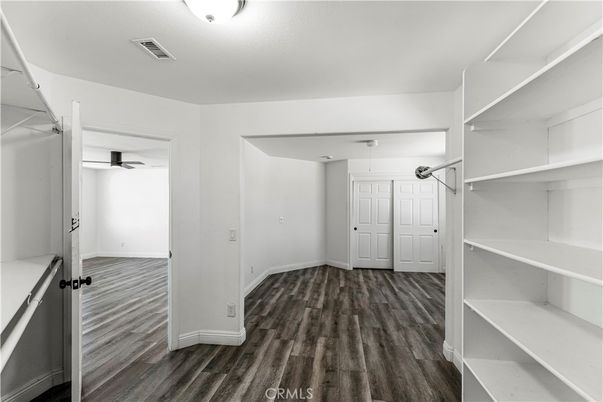 Empty room, Interior, Walk-in Closets, Wood Texture Flooring