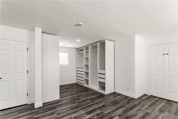 Empty room, Interior, Recessed Lighting, Walk-in Closets, Wood Texture Flooring