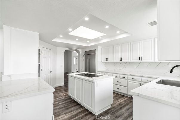 Interior, Kitchen, Marble Walls, Recessed Lighting, Wood Texture Flooring