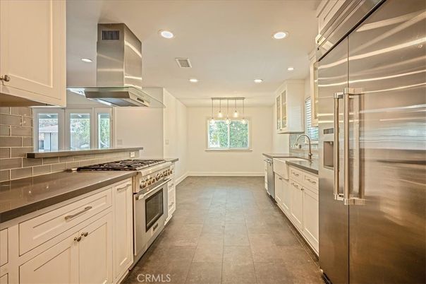 Interior, Kitchen, Pendant Lights, Recessed Lighting, Stainless Steel Appliances