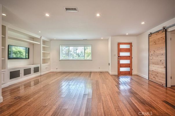 Empty room, Interior, Recessed Lighting, Wood Texture Flooring, Wooden Walls