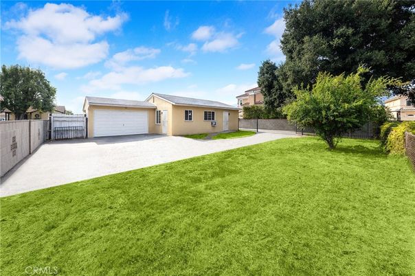 Backyard, Detached Garage, Exterior