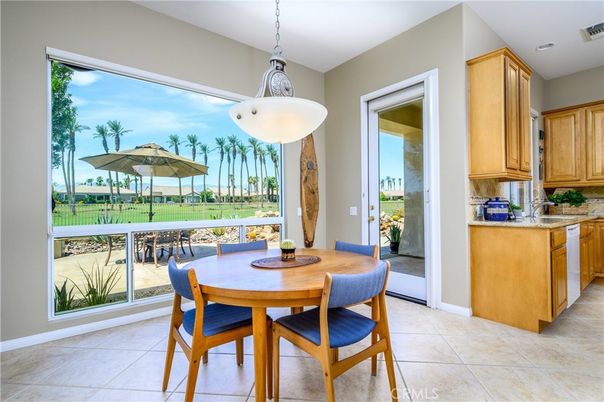 Dining room, Interior, Kitchen, Pendant Lights, Recessed Lighting, Water
