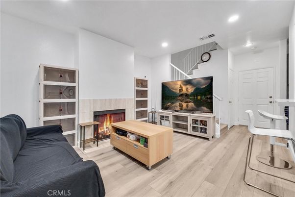 Fireplace, Interior, Recessed Lighting, Wood Texture Flooring
