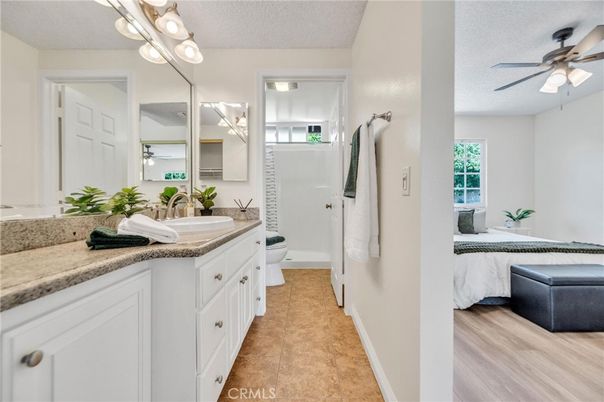 Bathroom, Bedroom, Dual Sink Vanities, Interior