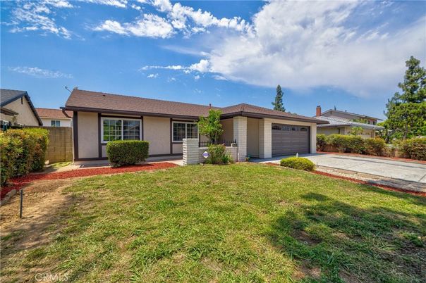 Attached, Backyard, Exterior, Facade, Ranch