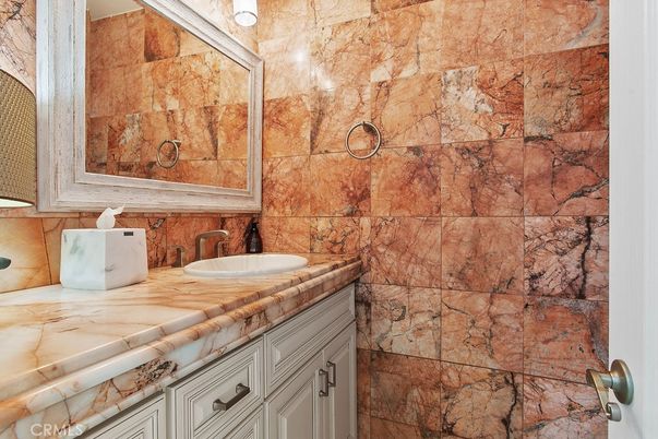 Bathroom, Interior, Tile Countertops