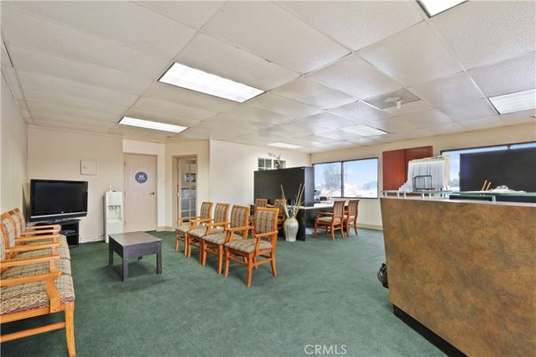 Dining room, Interior, Recessed Lighting