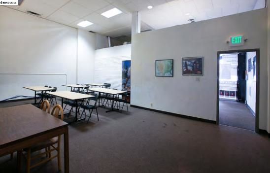 Dining room, Interior, Recessed Lighting
