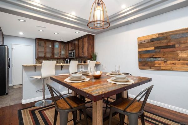Dining room, Interior, Kitchen, Recessed Lighting, Wood Texture Flooring