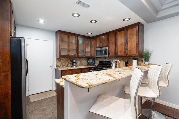 Interior, Kitchen, Recessed Lighting