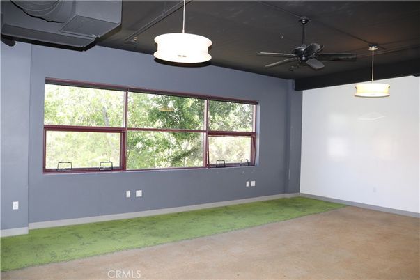 Empty room, Interior, Pendant Lights