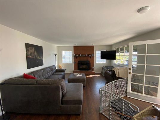 DE Listing image placeholder