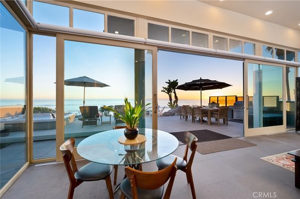Dining room, Interior, Recessed Lighting, Water