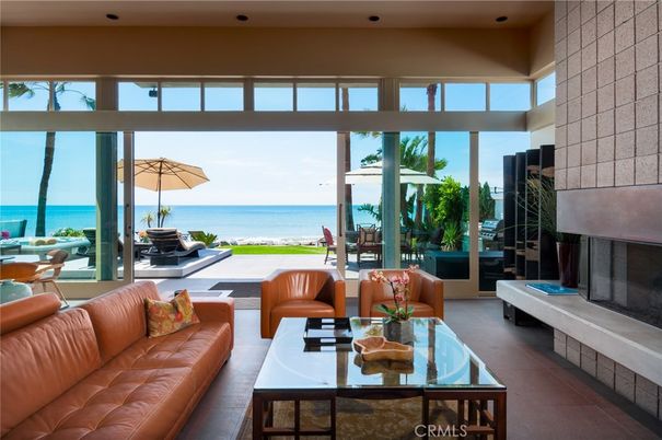 Fireplace, Interior, Living room, Recessed Lighting, Water