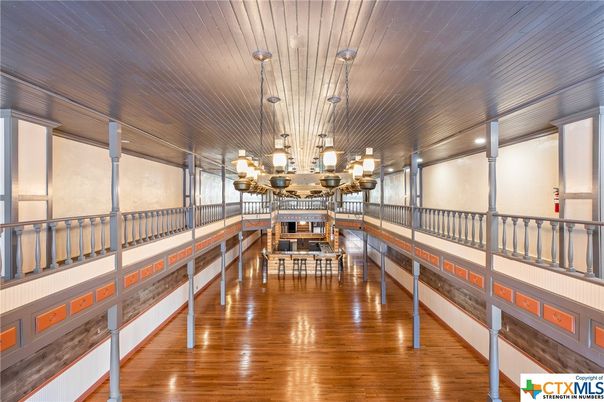 Interior, Pendant Lights, Wood Texture Flooring