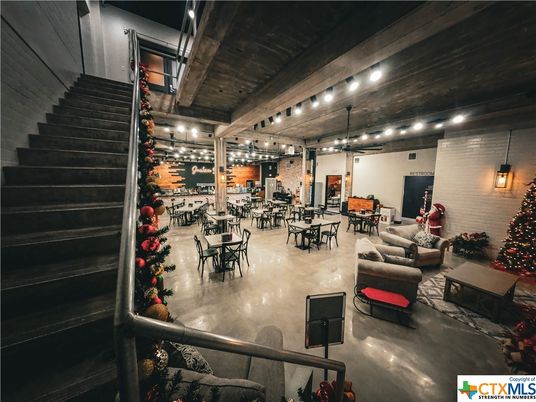Dining room, Interior, Living room, Pendant Lights
