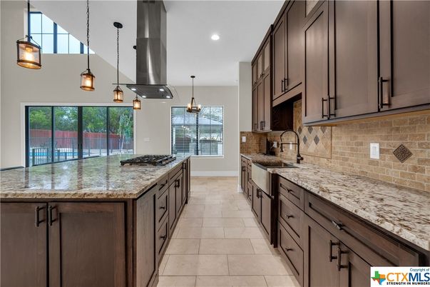 Interior, Kitchen, Pendant Lights, Recessed Lighting