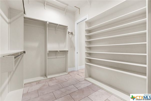 Interior, Walk-in Closets