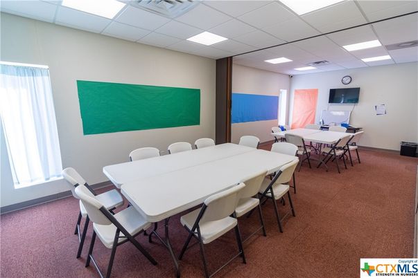 Dining room, Interior, Recessed Lighting